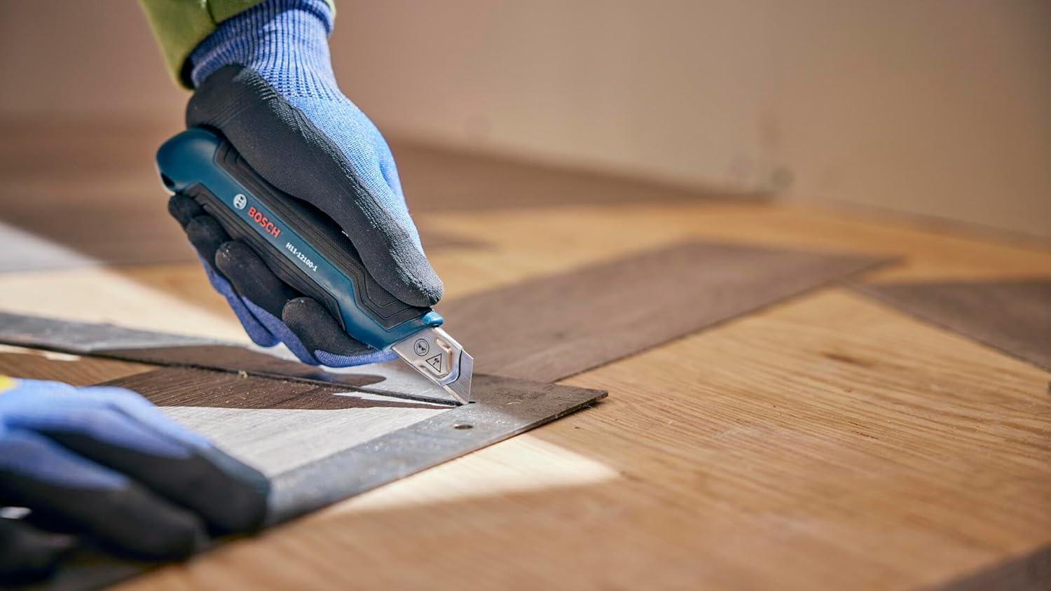 imageBOSCH H11121001 18mm SnapOff Utility Knife Soft Grip Slider Mechanism and Integrated Blade SnapFolding SnapOff