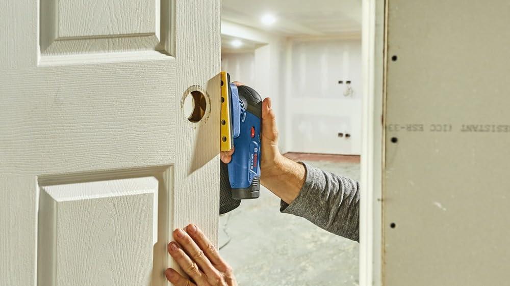 imageBosch GSSRT01 12 Sheet Cordless Sander PlateDetail Sanding