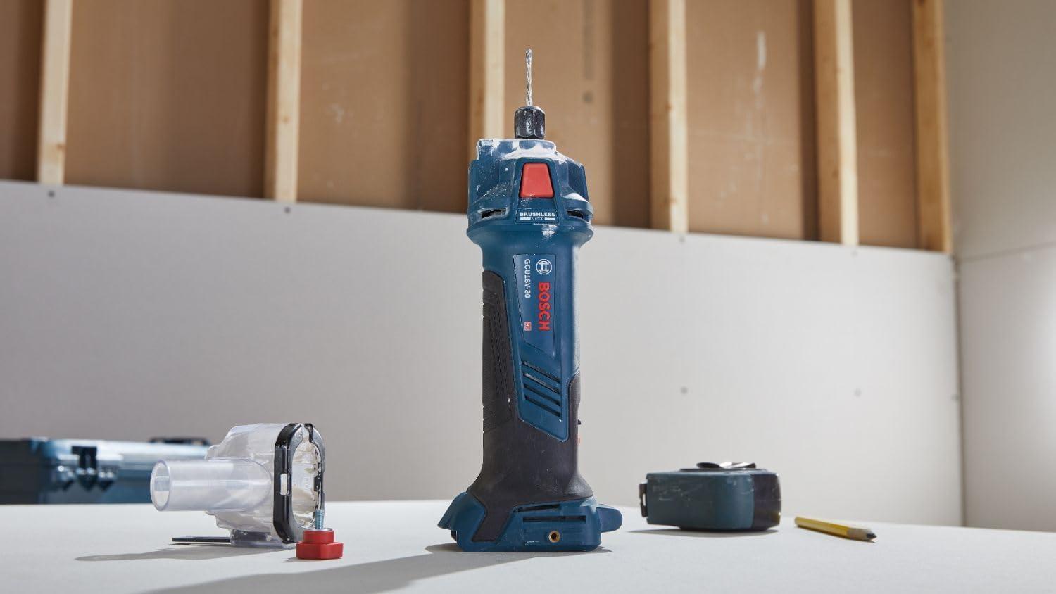 imageBosch GCU18V30N 18V Brushless CutOut Tool Bare Tool