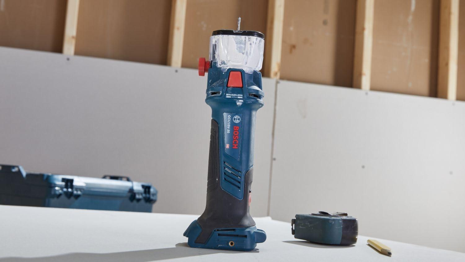 imageBosch GCU18V30N 18V Brushless CutOut Tool Bare Tool