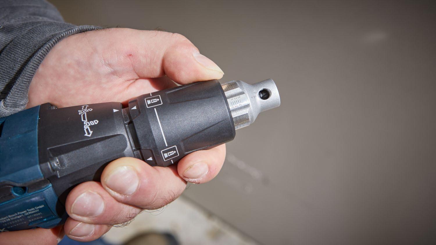imageBosch GTB18V45B15 18V Brushless 14 In Hex Screwgun Kit with 1 CORE18V 4 Ah Advanced Power Battery