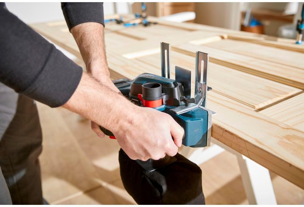 imageBosch GHO18V26N 18V Brushless Planer