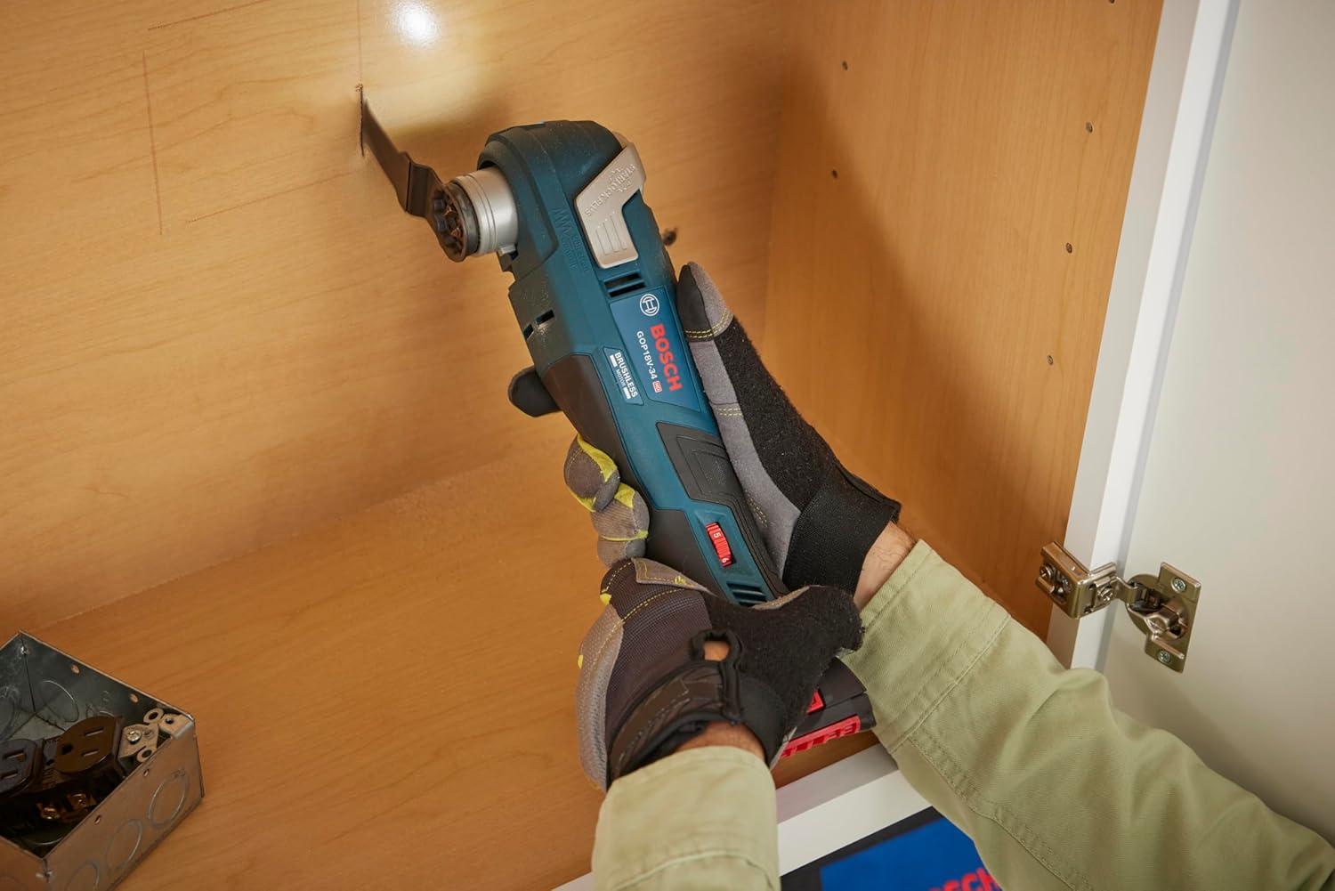 imageBosch GOP18V34N 18V Brushless StarlockPlus Oscillating MultiTool Bare Toolw 18V 2 Ah Battery