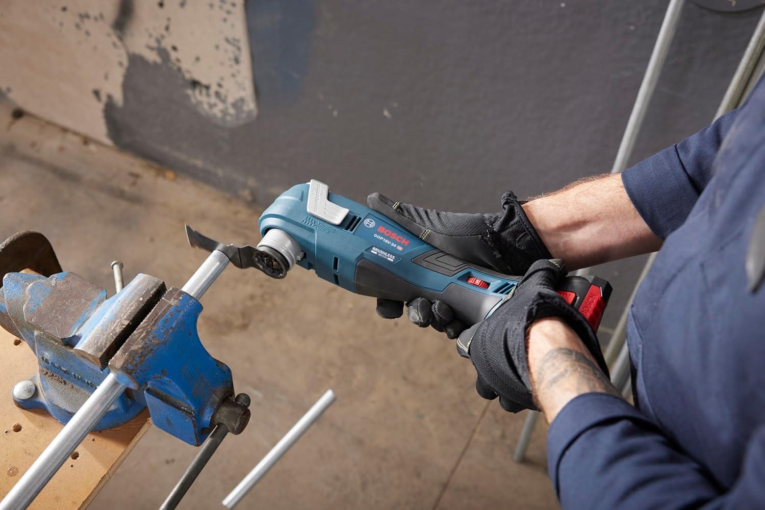 imageBosch GOP18V34N 18V Brushless StarlockPlus Oscillating MultiTool Bare Toolw 18V 4 Ah Battery